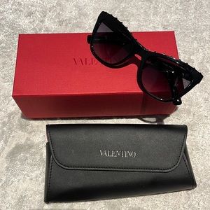 Valentino black cat style sunglasses